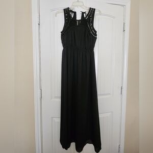 Sleeveless maxi dress